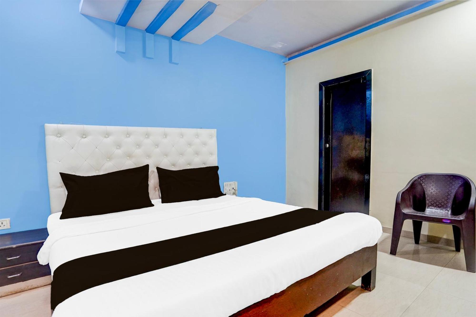 Hotel O The Om Sai Residency Mumbai Bagian luar foto